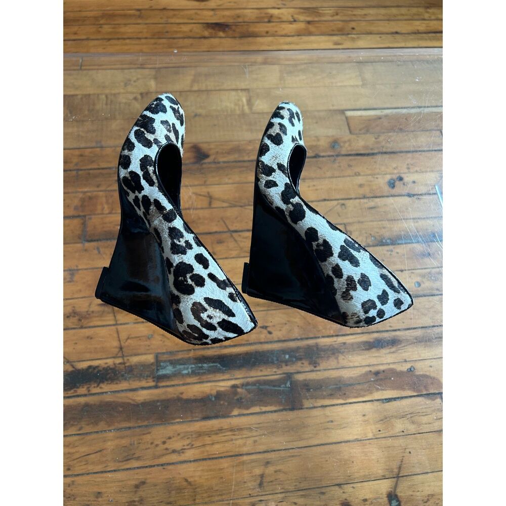 Y2K Leopard Calf Hair Wedge Pumps Heels 7M Leather